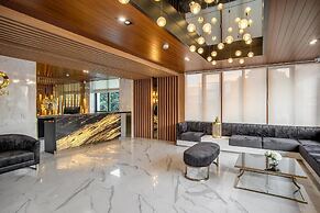 Orion Hotel & Residence