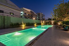 Orion Hotel & Residence