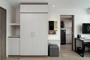 Orion Hotel & Residence