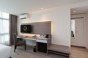 Orion Hotel & Residence