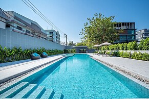 Orion Hotel & Residence