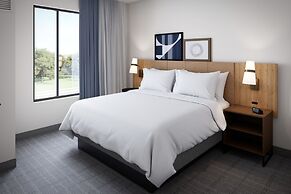 Staybridge Suites Cincinnati East Milford by IHG