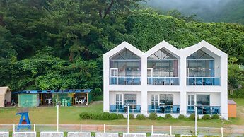 Tongyeong Maremio Oceanview Pension