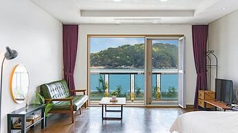 Tongyeong Maremio Oceanview Pension