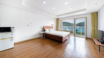 Tongyeong Maremio Oceanview Pension