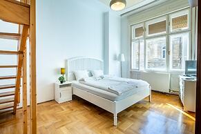 Huge Apartment in the city center