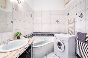 Huge Apartment in the city center