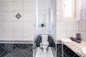 Huge Apartment in the city center