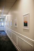 Stirling All Suites Hotel