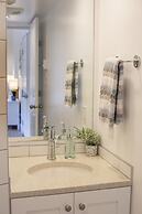 Stirling All Suites Hotel