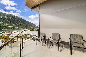 Stirling All Suites Hotel