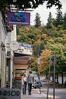 Stirling All Suites Hotel