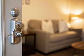 Stirling All Suites Hotel