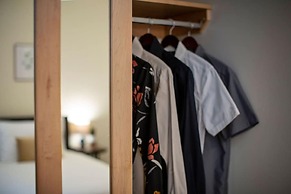 Stirling All Suites Hotel