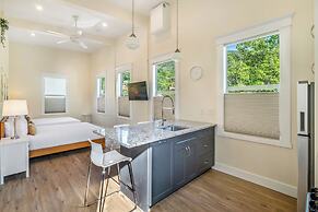 Stirling All Suites Hotel