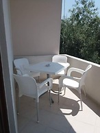 Remarkable 2-bed Apartment in Dhermi