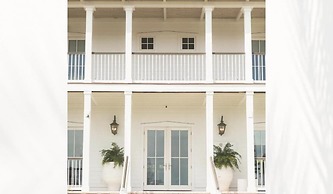 Oyster Bay Boutique Hotel