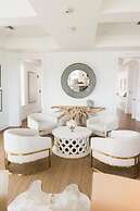 Oyster Bay Boutique Hotel