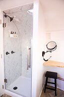 Corduroy Boutique Lodge