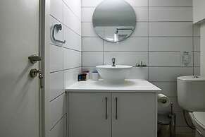 Phaedrus Living City View Fountain Court 113