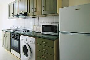 Phaedrus Living City View Fountain Court 113