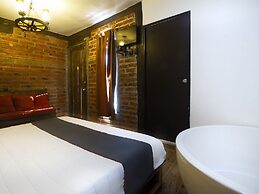Hotel Cabañas Azul Tequilana