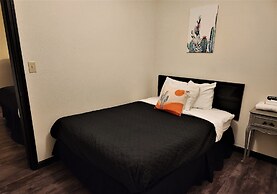 Cactus Inn & Suites
