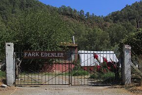 Fark Edenler Camping&Caravan&Bungalows