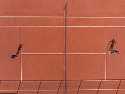 Avani+ Fares Maldives Resort