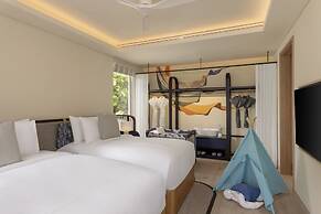 Avani+ Fares Maldives Resort