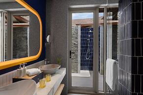 Avani+ Fares Maldives Resort