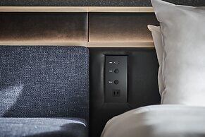 The Royal Park Canvas Ginza Corridor