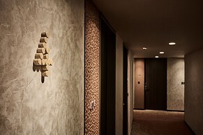 The Royal Park Canvas Ginza Corridor