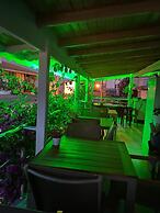 Cesme Flowers Butik Otel