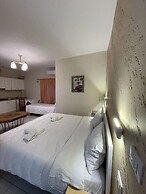 Arial Penthouse Suites