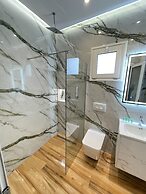 Arial Penthouse Suites