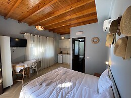 Arial Penthouse Suites