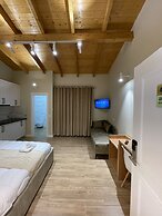 Arial Penthouse Suites