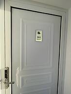 Arial Penthouse Suites