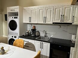 Arial Penthouse Suites