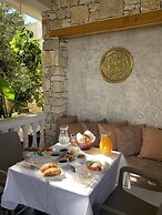 Arial Penthouse Suites