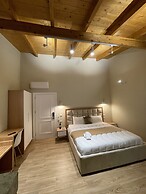 Arial Penthouse Suites