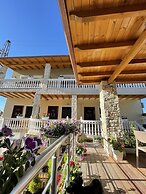 Arial Penthouse Suites