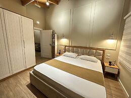 Arial Penthouse Suites