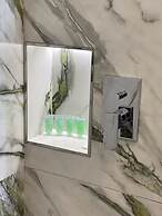 Arial Penthouse Suites