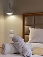 Arial Penthouse Suites