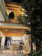 Arial Penthouse Suites