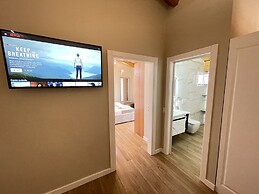 Arial Penthouse Suites