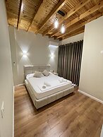 Arial Penthouse Suites