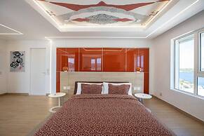 Serenity Penthouse - The Pinnacle of Luxury